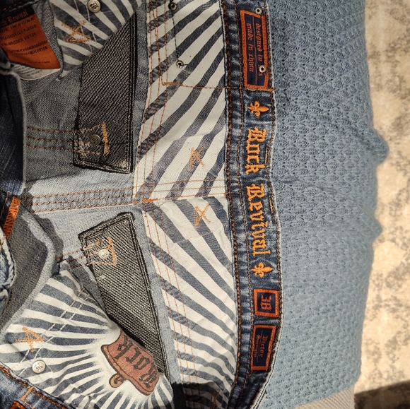 Jeans - Picture 4 of 6